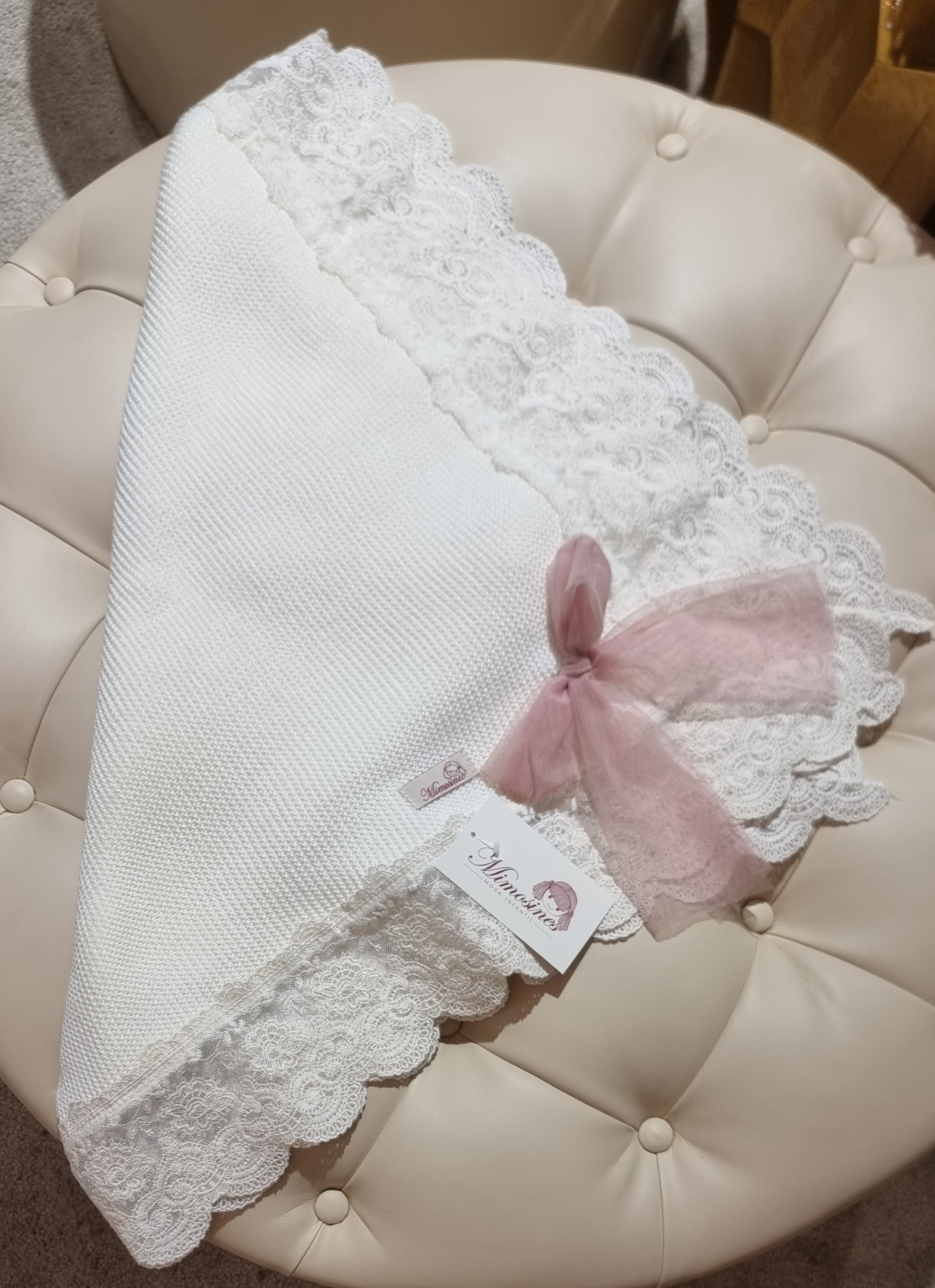 Manta para bautizo con lazo rosa - 3166 - marca Mimosines
