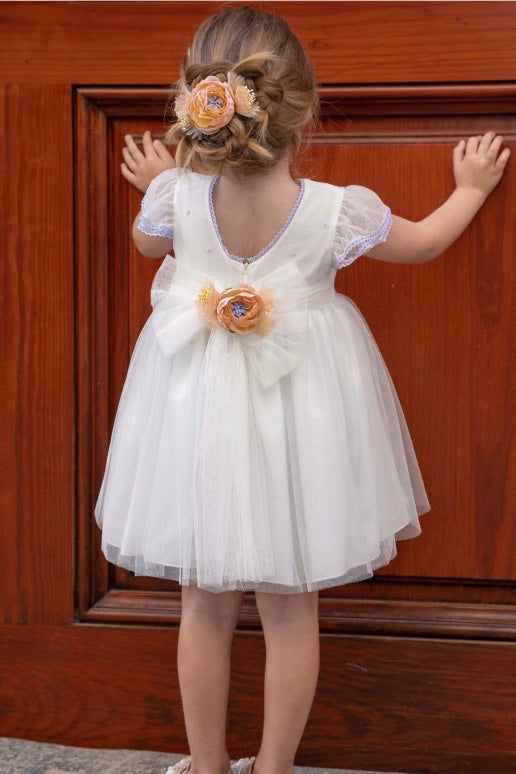 Vestido blanco con encaje azul para eventos sociales GRETA - marca Alhuka