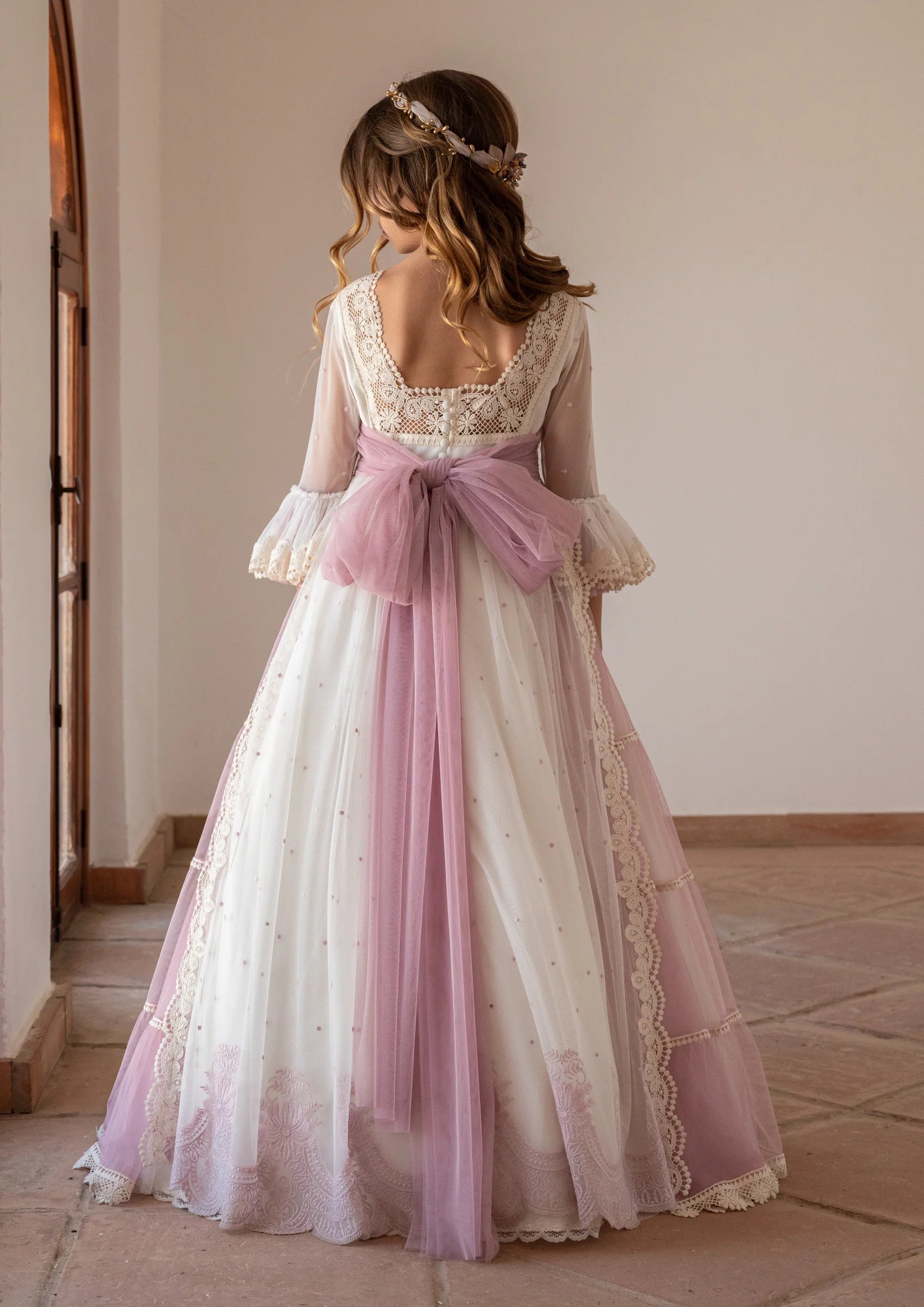Vestido largo de comunión SCARLETTE MALVA - marca Manuela Macías
