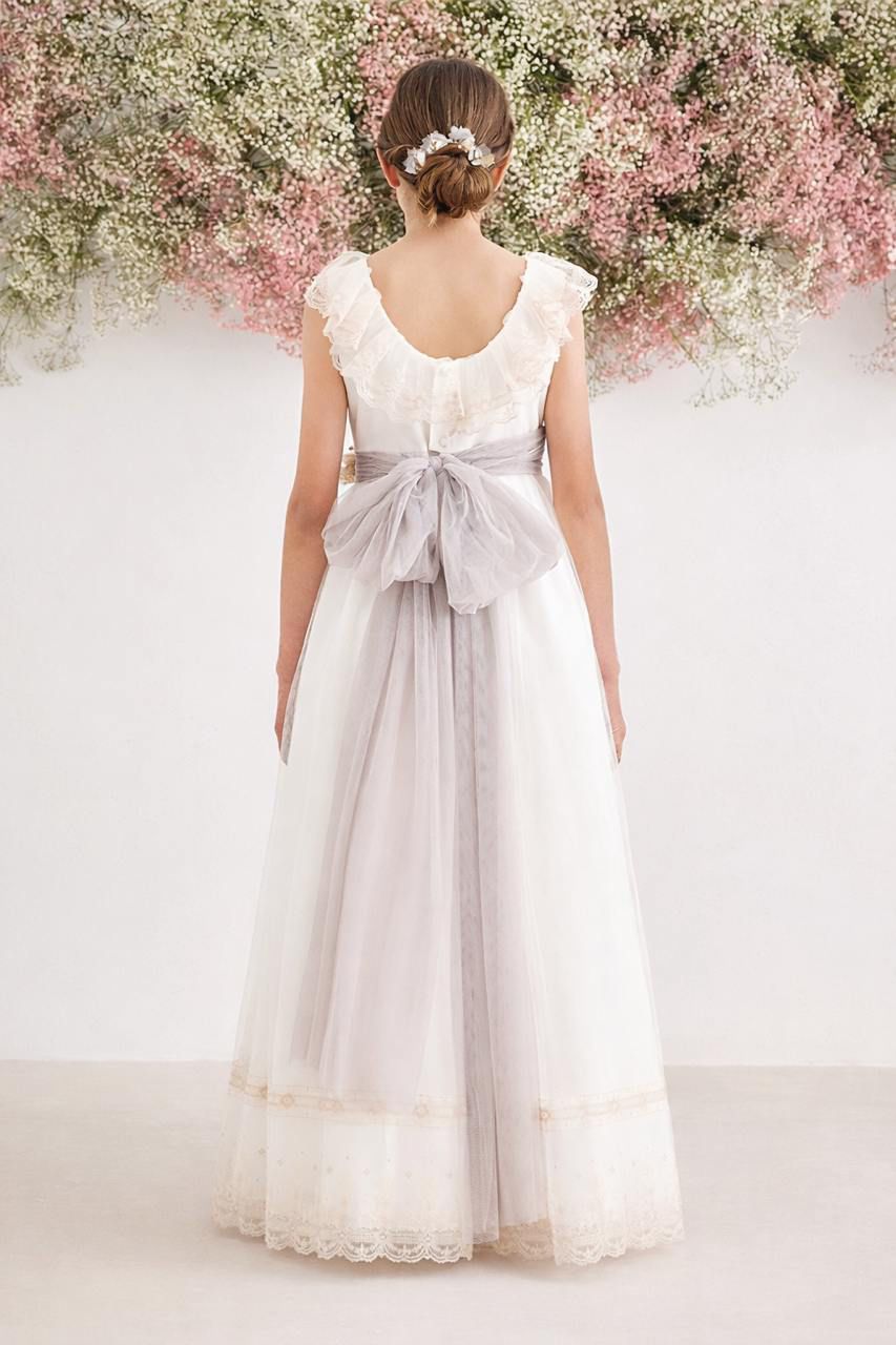 Vestido largo blanco con bordado y cinturón tono MALVA para comunión - 577029MC - marca Amaya