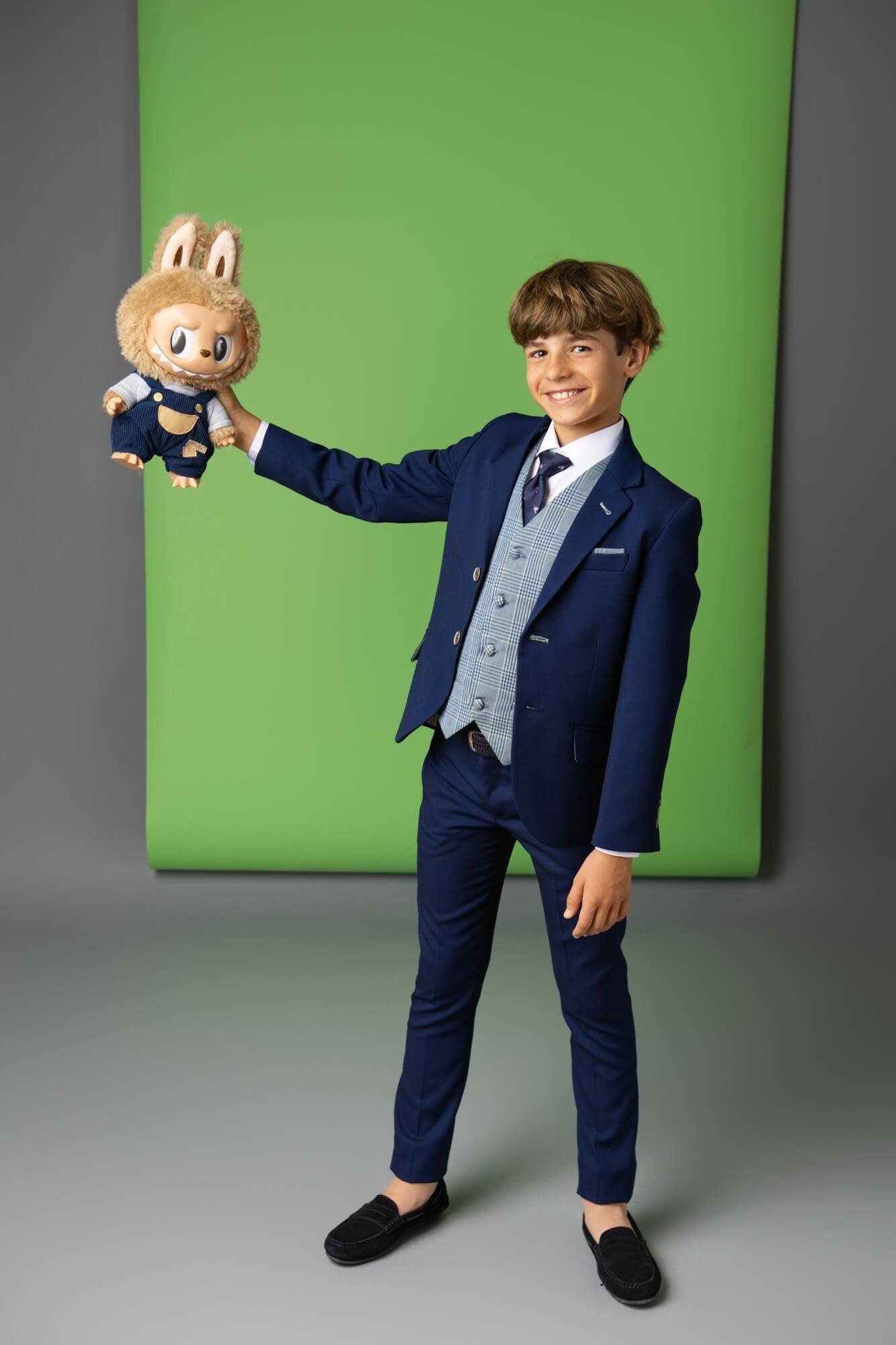 Traje completo modelo Florencia con saco y pantalón color azul marino para niños - marca Nova Drima