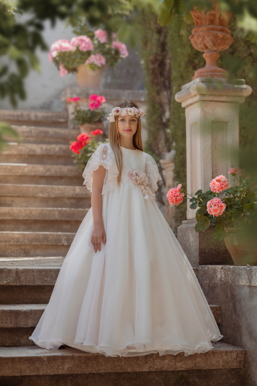 Vestido color rosa con manga como alas de mariposa para comunión - 111 - marca Mimilú