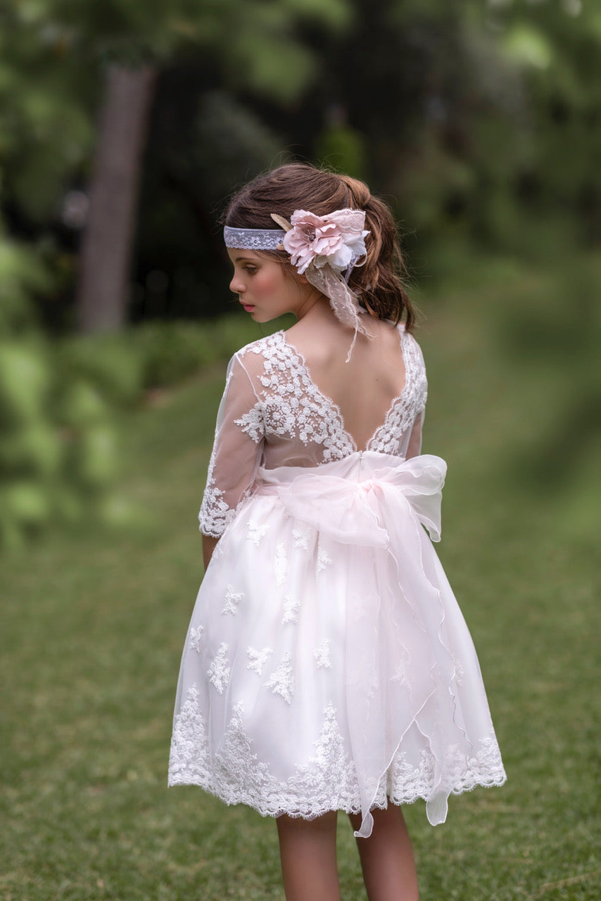 Vestido corto blanco con bordado floral para eventos sociales - 931 - marca Mimilú