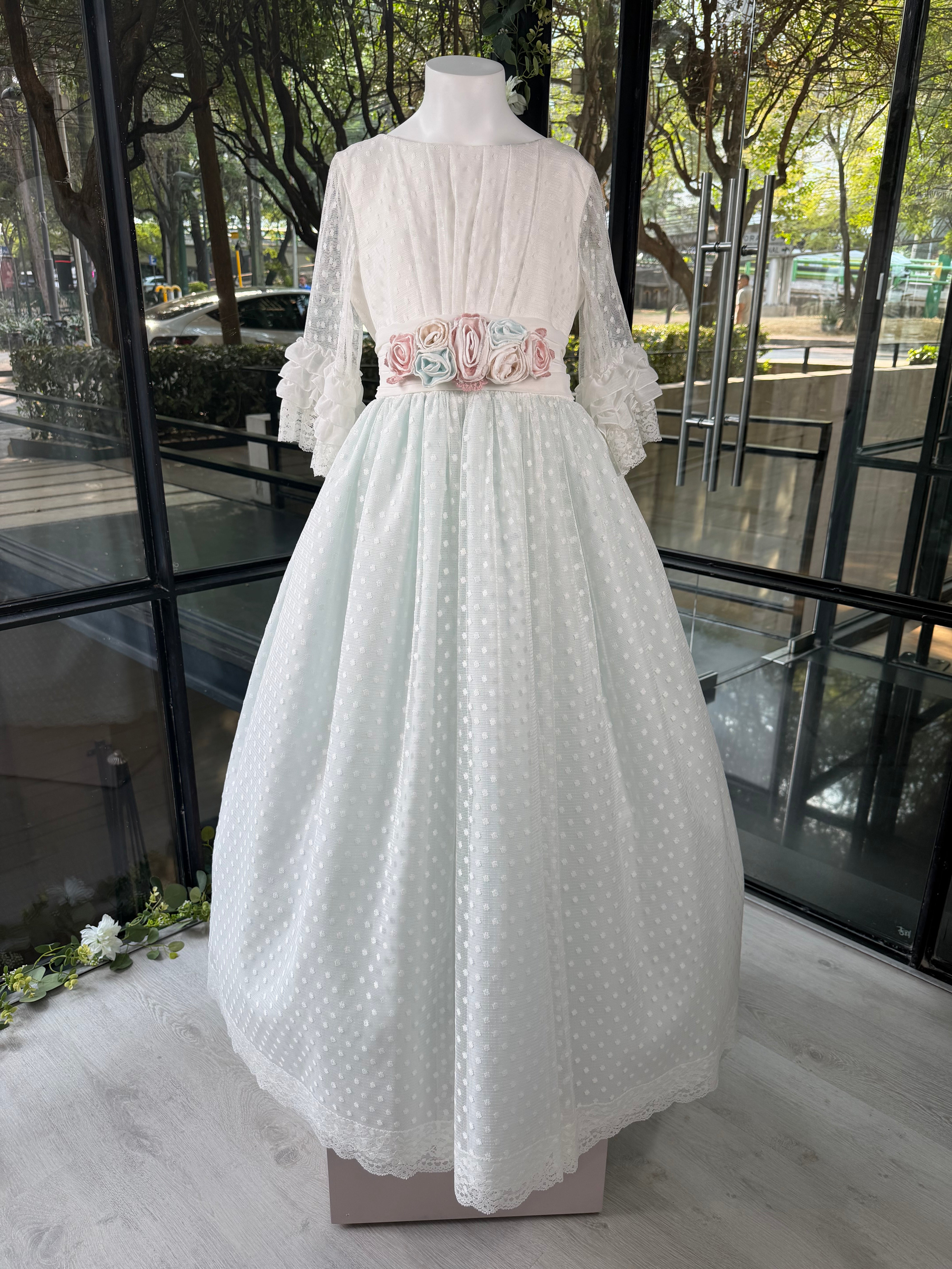 Vestido largo de tul plumetti para comunión - R216 - marca Marla