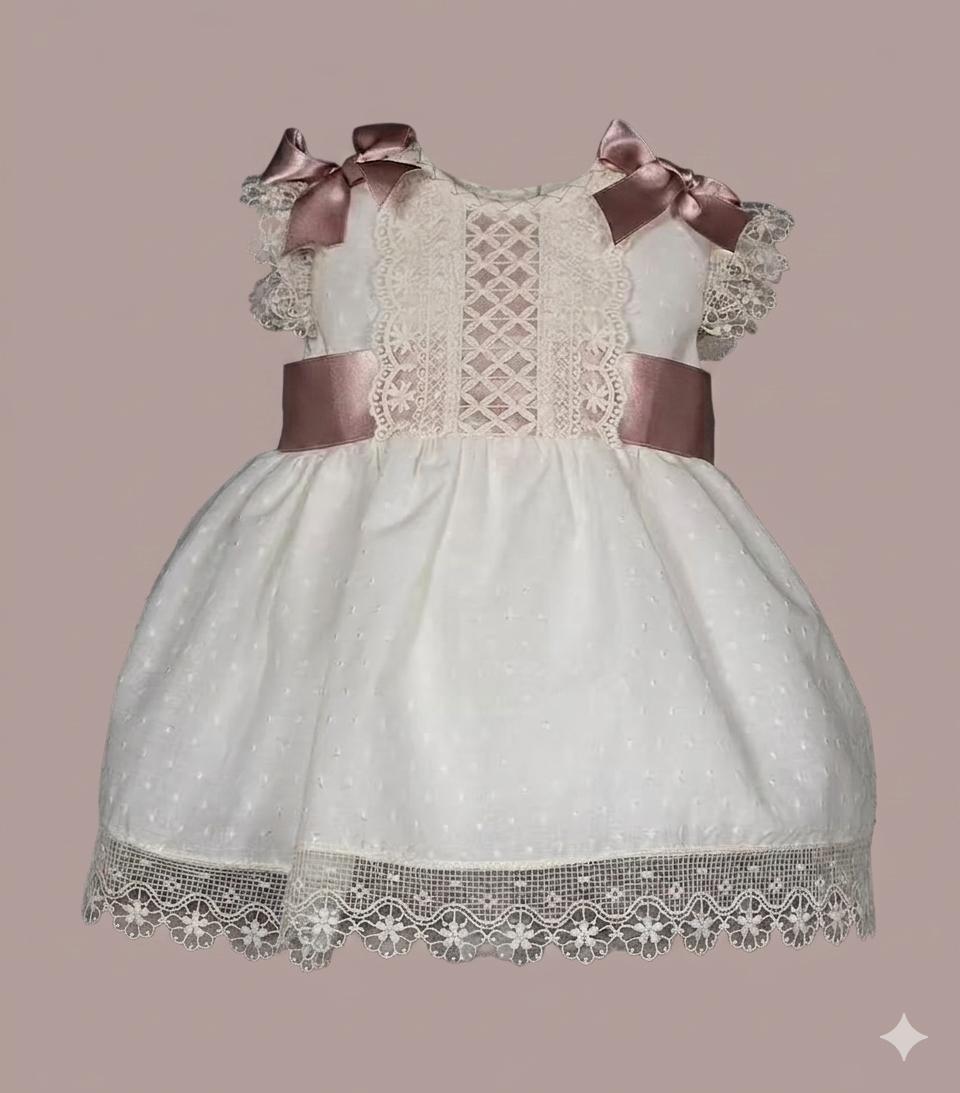Vestido de bautizo para niñas con braguita y gorro a juego - 3057 - marca Mimosines