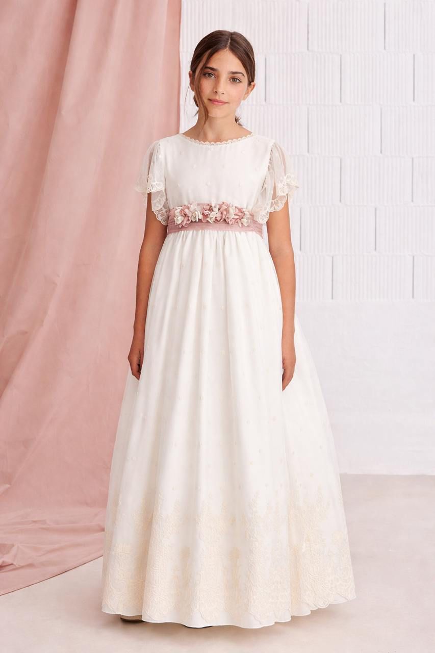 Vestido largo crudo con bordado y cinturón ROSA para comunión - 577013MC - marca Amaya