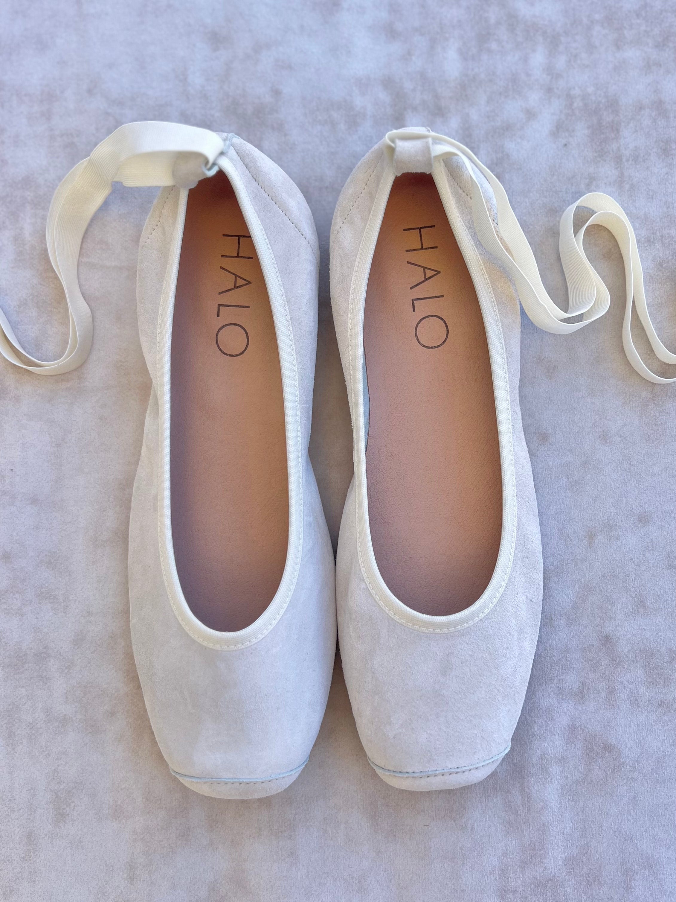 Zapatos Bailarinas de comunión en ante color MARFIL - marca Flor de C